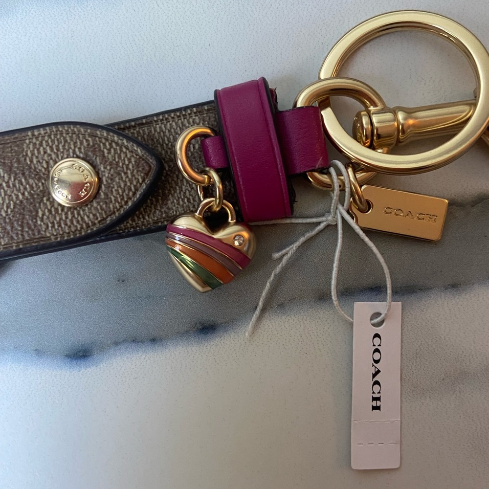NWT Coach Pink Snap Bag Charm Keychain Gold Heart Charm